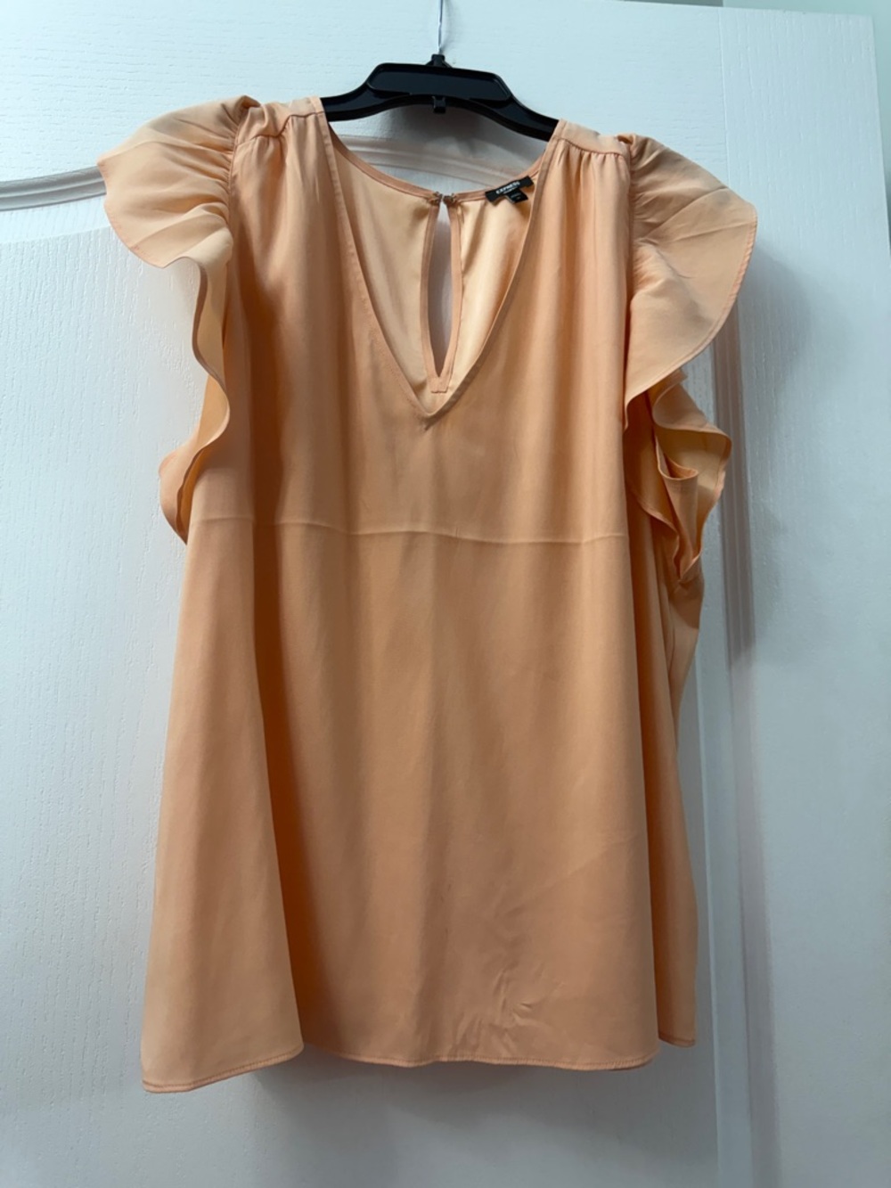 Express Peach Flutter Sleeve V-Neck Blouse